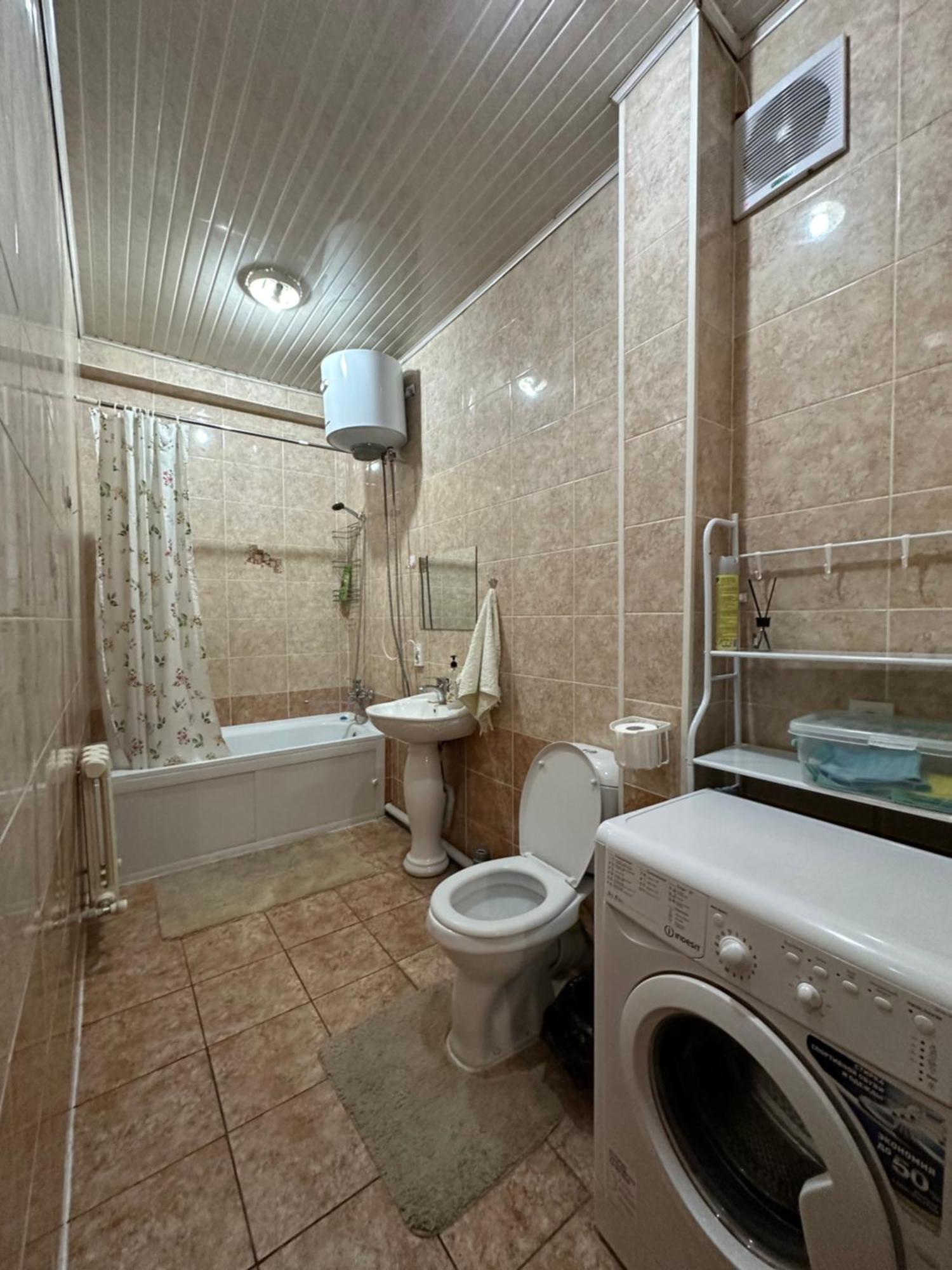 1-Room Apart. 21 On Usenbaeva 52 Near Eurasia Shopping Center Biškek Exteriér fotografie